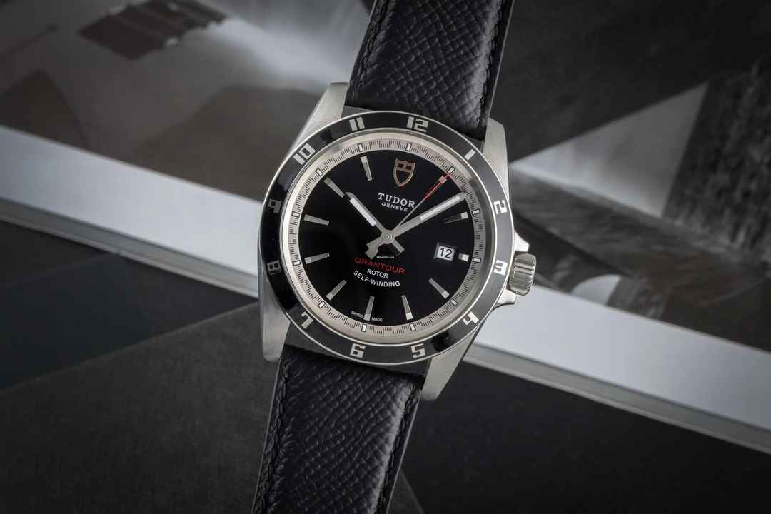  Tudor Grantour Date Automatik Edelstahl Herrenuhr Ref. 20500N Box & Papiere 2013 