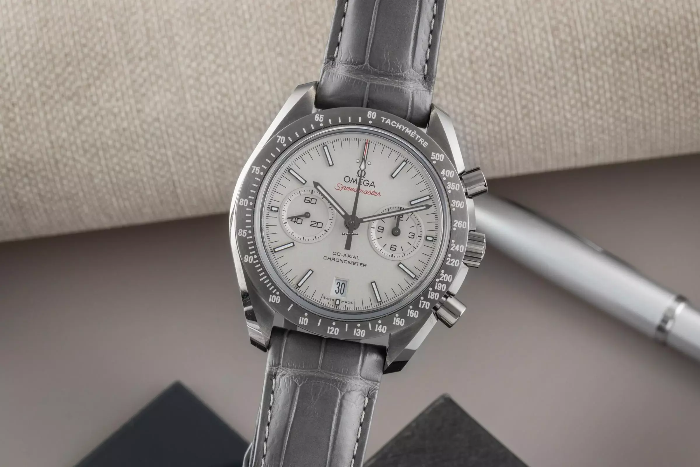  Omega Speedmaster Chronograph Keramik Automatik Herrenuhr 311.93.44.51.99.001 