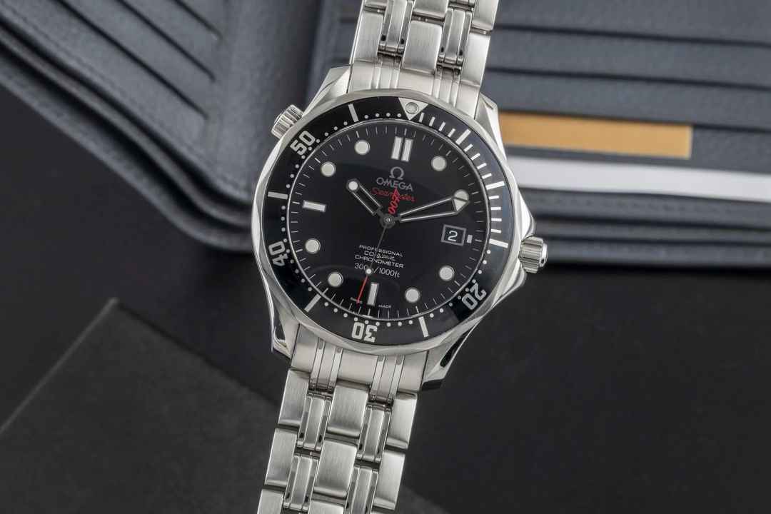  Omega Seamaster Diver 300 M Professional 007 James Bond Co-Axial Ref. 212.30.41.20.01.001 