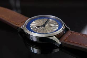 Thumbnail von Trenyo Freehand Double Guilloche Dial with 925 silver