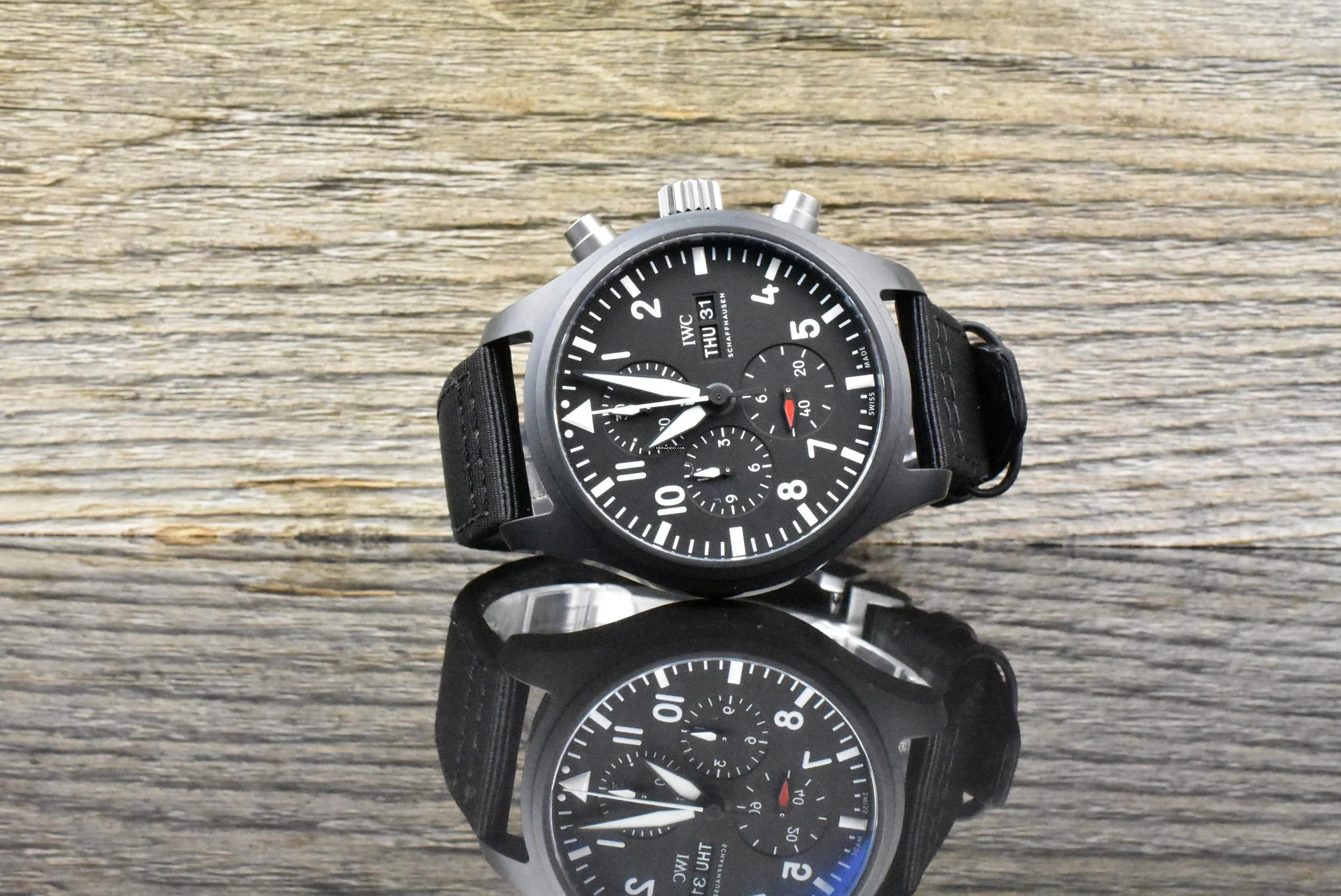 IWC Fliegeruhr Chronograph Top Gun Pilot Chronograph Top Gun IW389101 Black Ceramic neuwertig 2023 Full Set