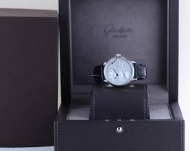 Thumbnail von Glashütte Original PanoReserve 40mm Gangreserve Datum Cal 65 silver Dial B+P