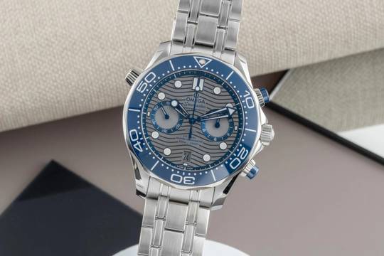  Omega Seamaster Diver 300 M 300Stahl Automatik Ref 210.30.44.51.06.001 Box & Papiere 