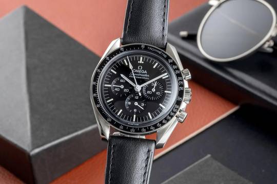  Omega Speedmaster Professional Moonwatch Chronograph Ref. 310.30.42.50.01.001 B&P 2025 