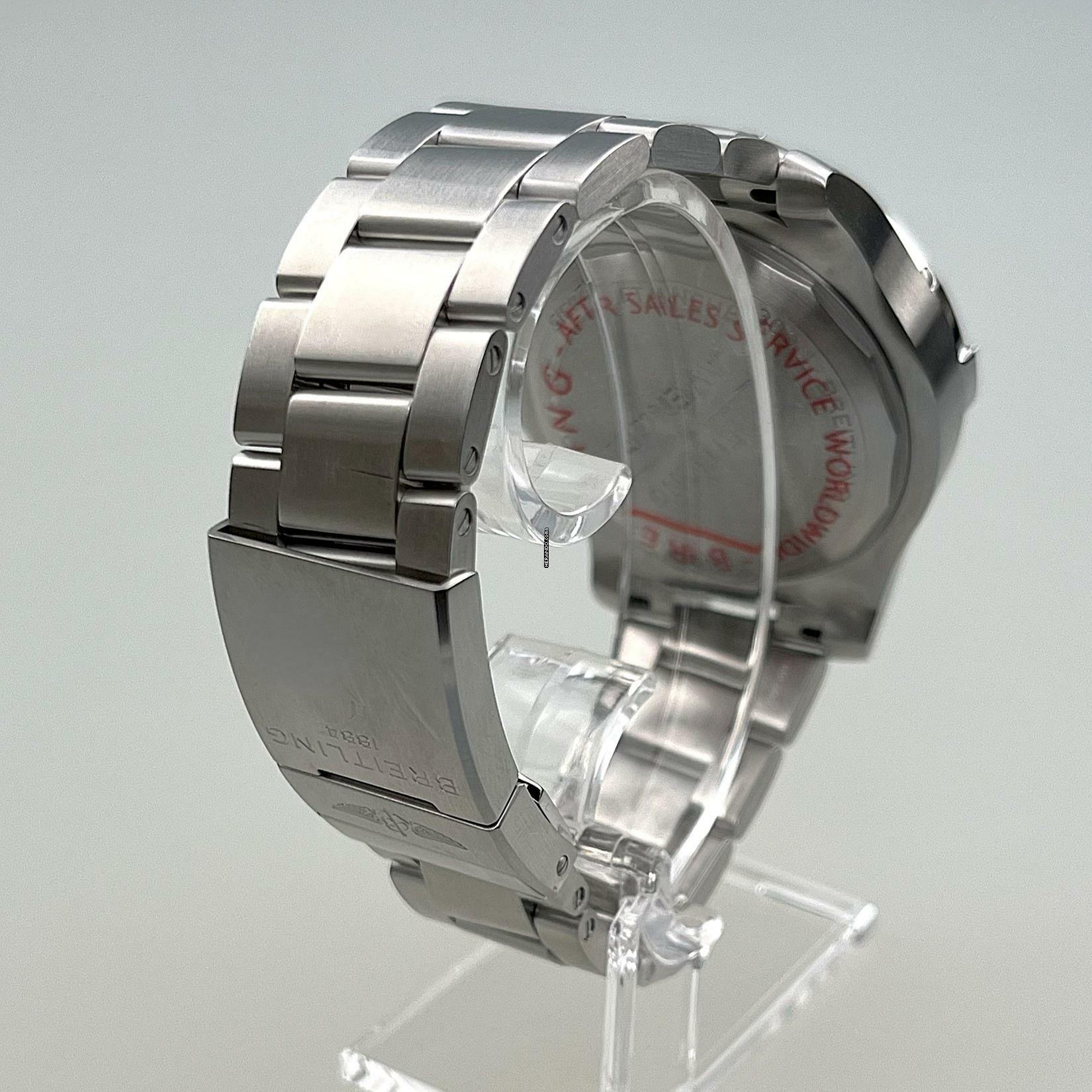 Thumbnail von Breitling Avenger Chronograph GMT 45 Automatik Stahl neuwertig deutsche Auslieferung EK 08/2023 Full Set inkl. Pricehangtag Lünettenschutz