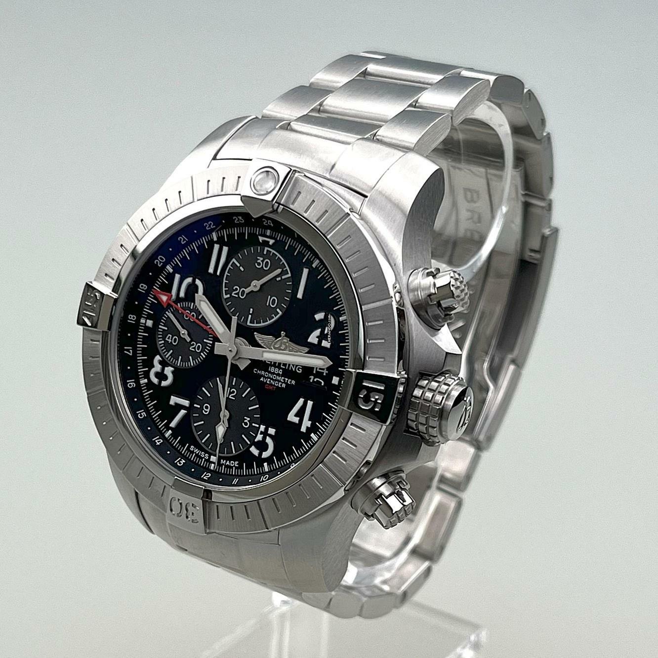 Thumbnail von Breitling Avenger Chronograph GMT 45 Automatik Stahl neuwertig deutsche Auslieferung EK 08/2023 Full Set inkl. Pricehangtag Lünettenschutz