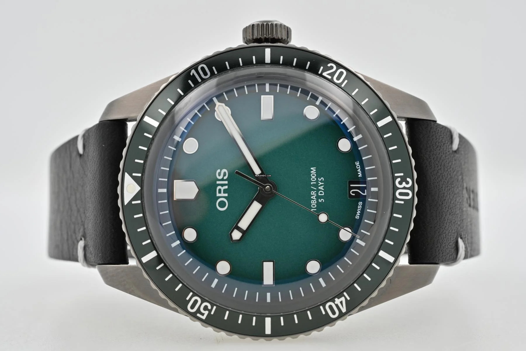 Oris Divers Sixty Five Diving Divers Sixty-Five Mr. Porter Limited Edition 01 400 7772 4217 