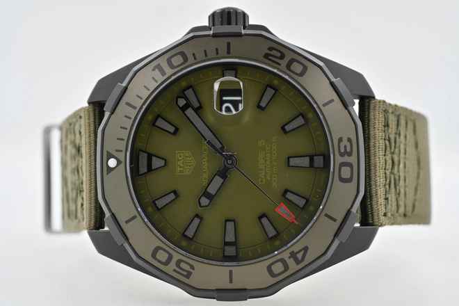 TAG Heuer Aquaracer 300M Calibre 5 WAY208E.FC8222 Green Titanium 
