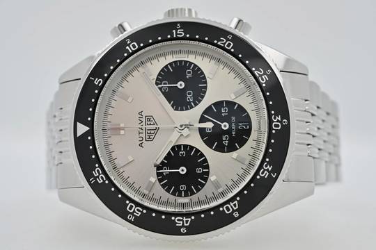  TAG Heuer Autavia Chronograph Calibre 02 Jack Heuer Limited Edition CBE2111.BA0687 