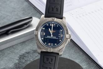 Thumbnail von Breitling Aerospace Avantage Chronograph Titan Quarz Herrenuhr Ref. E79362 B&P 2011