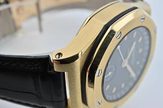 Thumbnail von Audemars Piguet Royal Oak Offshore Triple Calendar Date 18k Yellow Gold 25808