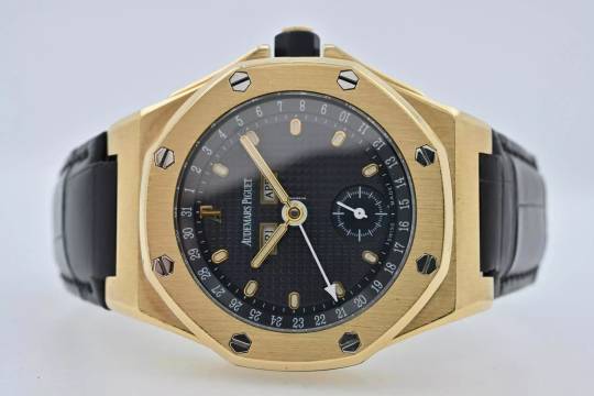  Audemars Piguet Royal Oak Offshore Triple Calendar Date 18k Yellow Gold 25808 