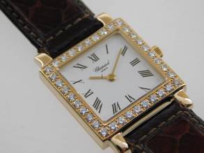Thumbnail von Chopard Classic Damenuhr 18 Karat Gelbgold mit original Bri 18 Karat Gelbgold 21,5 x 29 mm