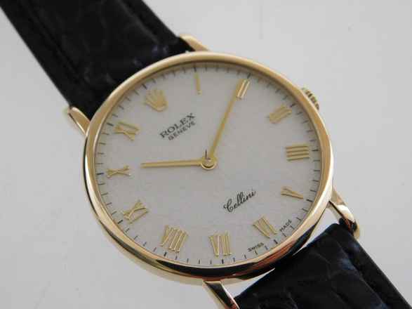  Rolex Cellini 18 Karat Gelbgold Cellini Handaufzug 32 mm im Top Zustand mit Jubiläumsblatt und original 18 Kt. Schließe 