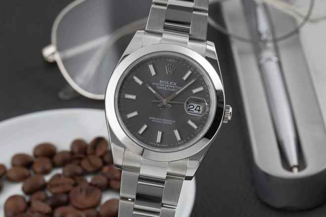  Rolex Datejust 41 Silver Dial Edelstahl Automatik Herrenuhr Ref. 126300 B&P 2024 