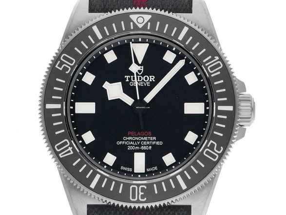  Tudor Pelagos FXD Ref.M25717N-0001 2026 Full Set Ungetragen Pelagos FXD Titan Keramik 