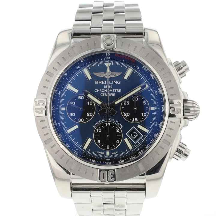  Breitling Chronomat 44 Blue Dial 