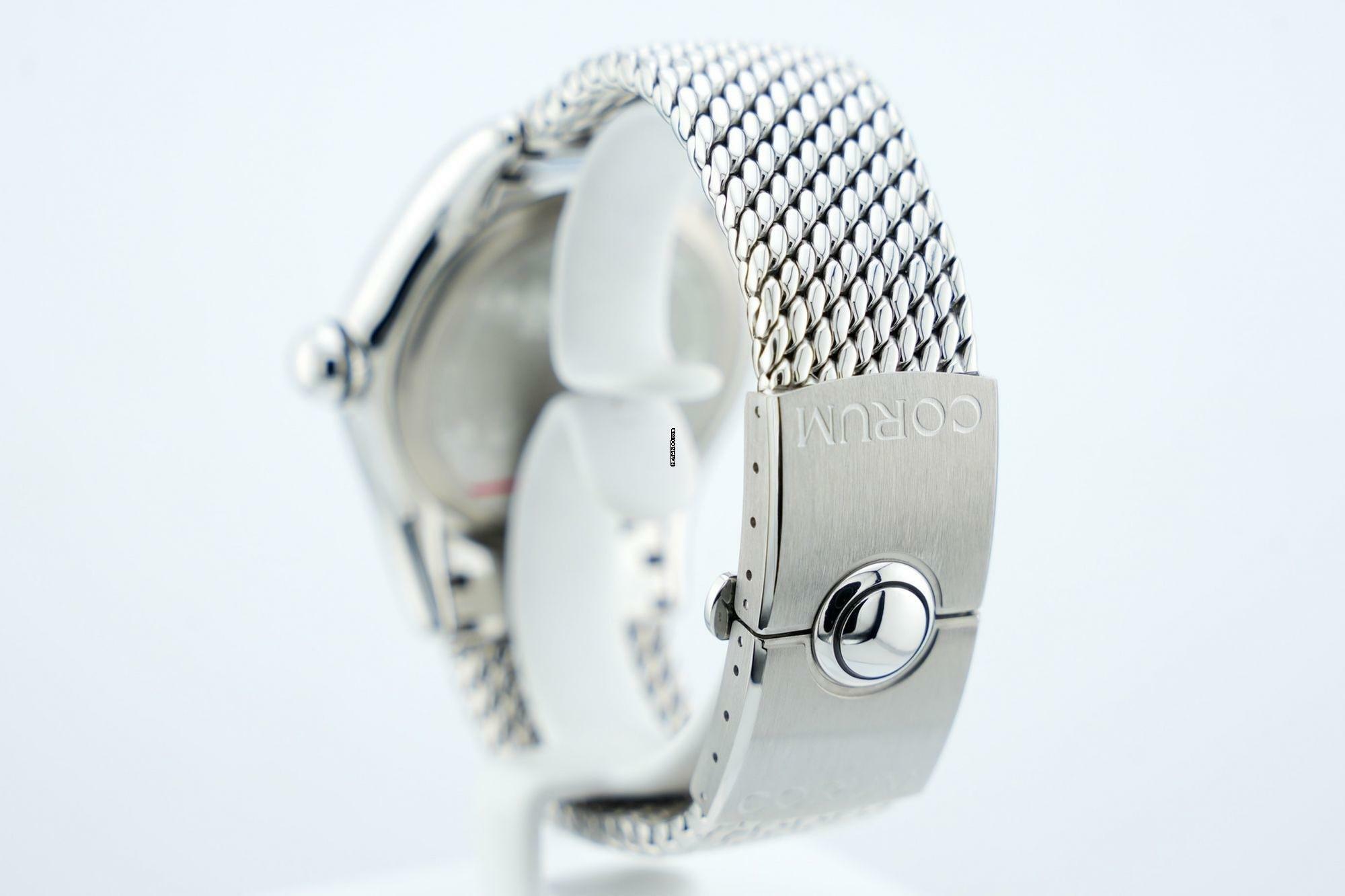 Thumbnail von Corum Bubble Snow Flake 45MM Diamonds 163.150.20