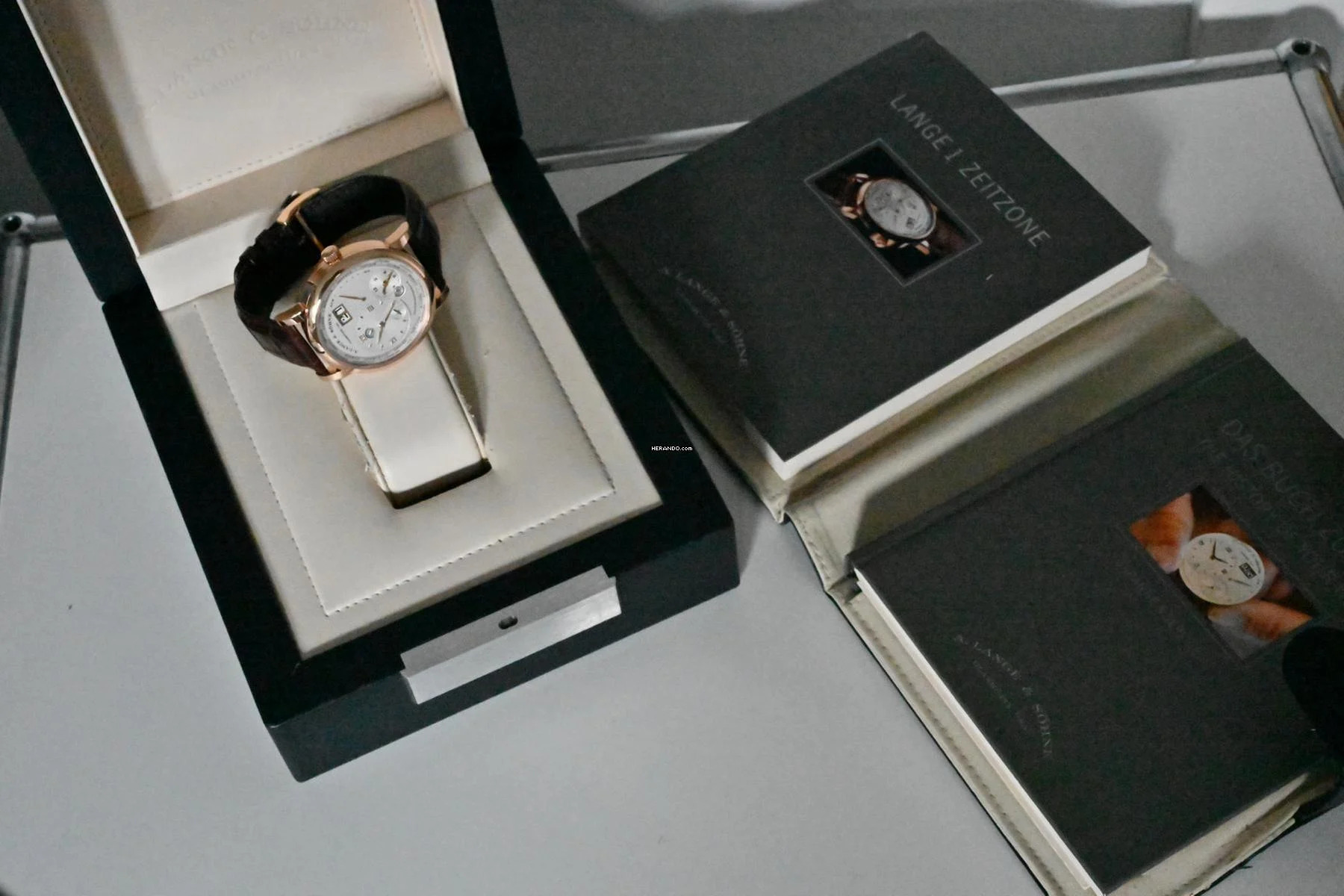 Thumbnail von A. Lange & Söhne Lange 1 Zeitzone Time Zone Weltzeituhr GMT 18k Roségold 116.032 LC100