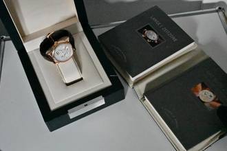 Thumbnail von A. Lange & Söhne Lange 1 Zeitzone Time Zone Weltzeituhr GMT 18k Roségold 116.032 LC100