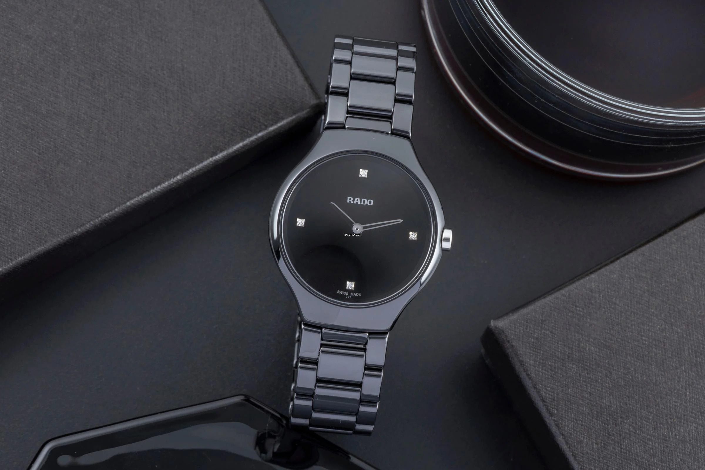 Thumbnail von Rado True Thinline Black Dial Black CeramicDamenuhr Ref. 01.420.0742.3.071 B&P