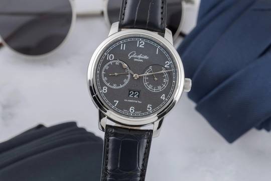  Glashütte Original Senator Observer Stahl Automatik Herrenuhr R. 100-14-02-02-04 