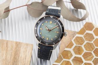 Thumbnail von Oris Divers Sixty Five X Momotaro Stahl / Bronze Automatik Herrenuhr Ref. 01 733 7707 4337 B&P