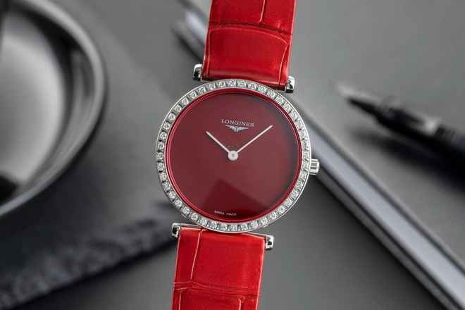  Longines La Grande Classique Stahl Diamanten Damen Ref. L4.523.0.91.2 B&P 2022 