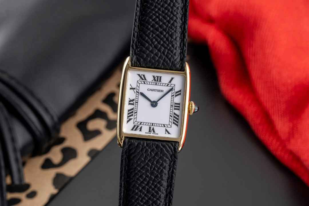  Cartier Tank Arrondie 18k Gold Handaufzug Herrenuhr Medium Ref. 96041 81722500 