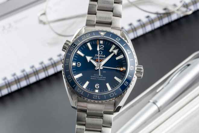  Omega Seamaster Planet Ocean GMT Titan Automatik 232.90.44.22.03.001 