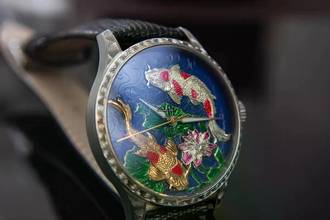 Thumbnail von Trenyo Koi Pond Unique Piece in Dial 14k Yellow gold and 999 Silver