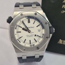 Thumbnail von Audemars Piguet Royal Oak Offshore Diver White Dial 42mm Automático Completo