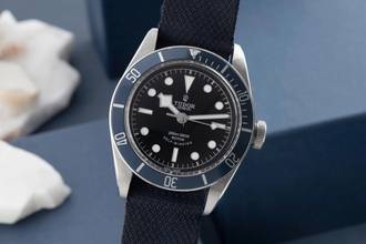 Thumbnail von Tudor Black Bay Heritage Black Bay Blue Edelstahl Automatik 79220B Box & Papiere 2016