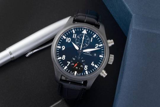  IWC Fliegeruhr Chronograph Top Gun Pilot Top Gun Ceramic Automatik Herrenuhr Ref. IW389001 B&P 