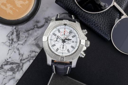  Breitling Super Avenger Chronograph Automatik Stahl Ref. A13375 Limited 