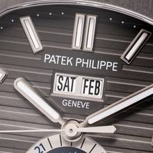 Thumbnail von Patek Philippe Nautilus Annual Calendar – 5726A-001 – like NEW – 12/2012 Full Set