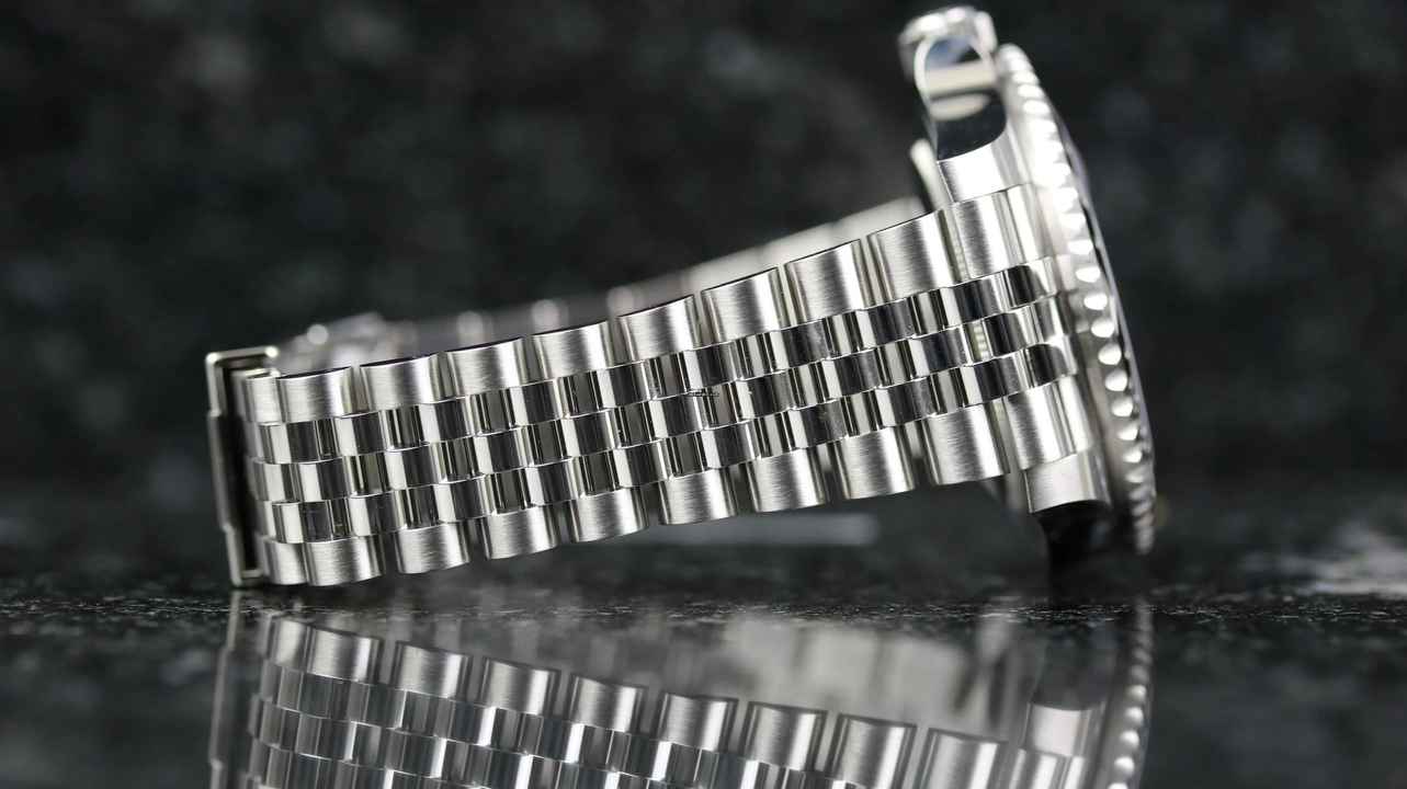  Rolex GMT-Master II Jubilee Batgirl - like New LC100 - Fullset - 2024 