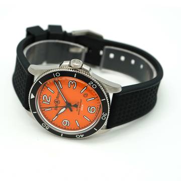 Bell & Ross BR V2 V2-92 Orange Steel