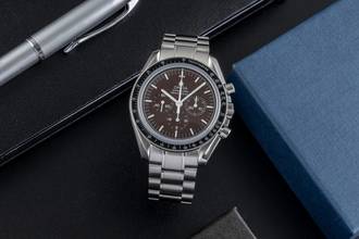 Thumbnail von Omega Speedmaster Professional Moonwatch Brown Chronograph Handaufzug 311.30.42.30.13.001