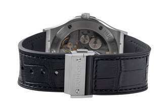 Thumbnail von Hublot Classic Fusion Ultra-Thin Titan Handaufzug Herrenuhr Ref. 515.NX.2210.LR