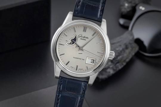  Glashütte Original Senator Panoramadatum Mondphase Panorama MoonPhase Automatik Herrenuhr Ref. 1-39-41-04-12-04 