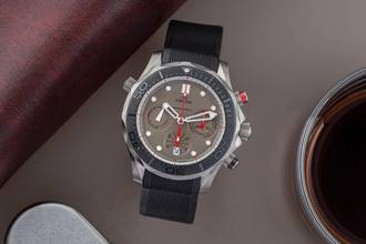 Thumbnail von Omega Seamaster Diver 300 M Chronograph Titan ETNZ Ref. 212.92.44.50.99.001 Box & Papiere