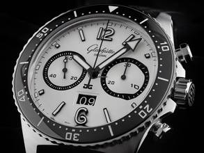 Thumbnail von Glashütte Original SeaQ Panorama Date Ref.1-37-23-03-80-33 2026 Full Set Ungetragen SeaQ Chronograph Kautschuk Faltschließe