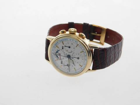  Universal Genève Tri-Compax Chronograph Tri Compax 18 Kt Gold im original Zustand Kaliber 281 Absolute Rarität 34 mm Herrenuhr 