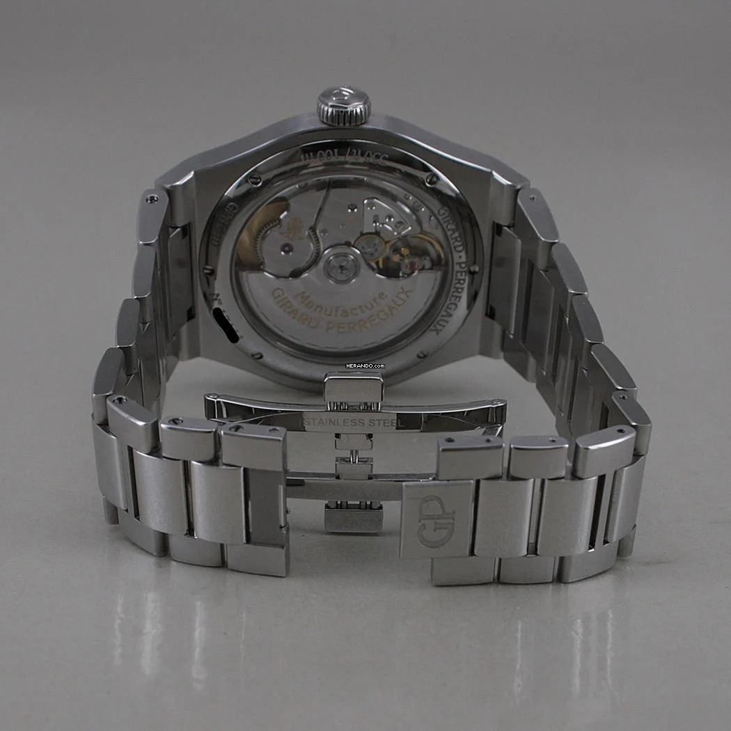 Thumbnail von Girard Perregaux Laureato Automatik Ø 42 mm Full Set Top Zustand