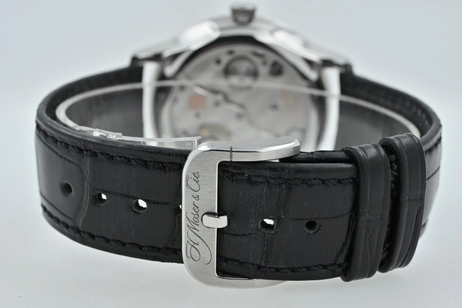 Thumbnail von H.Moser & Cie. Venturer XL Vantablack Special Edition 2327-1213