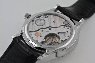 Thumbnail von H.Moser & Cie. Venturer XL Vantablack Special Edition 2327-1213