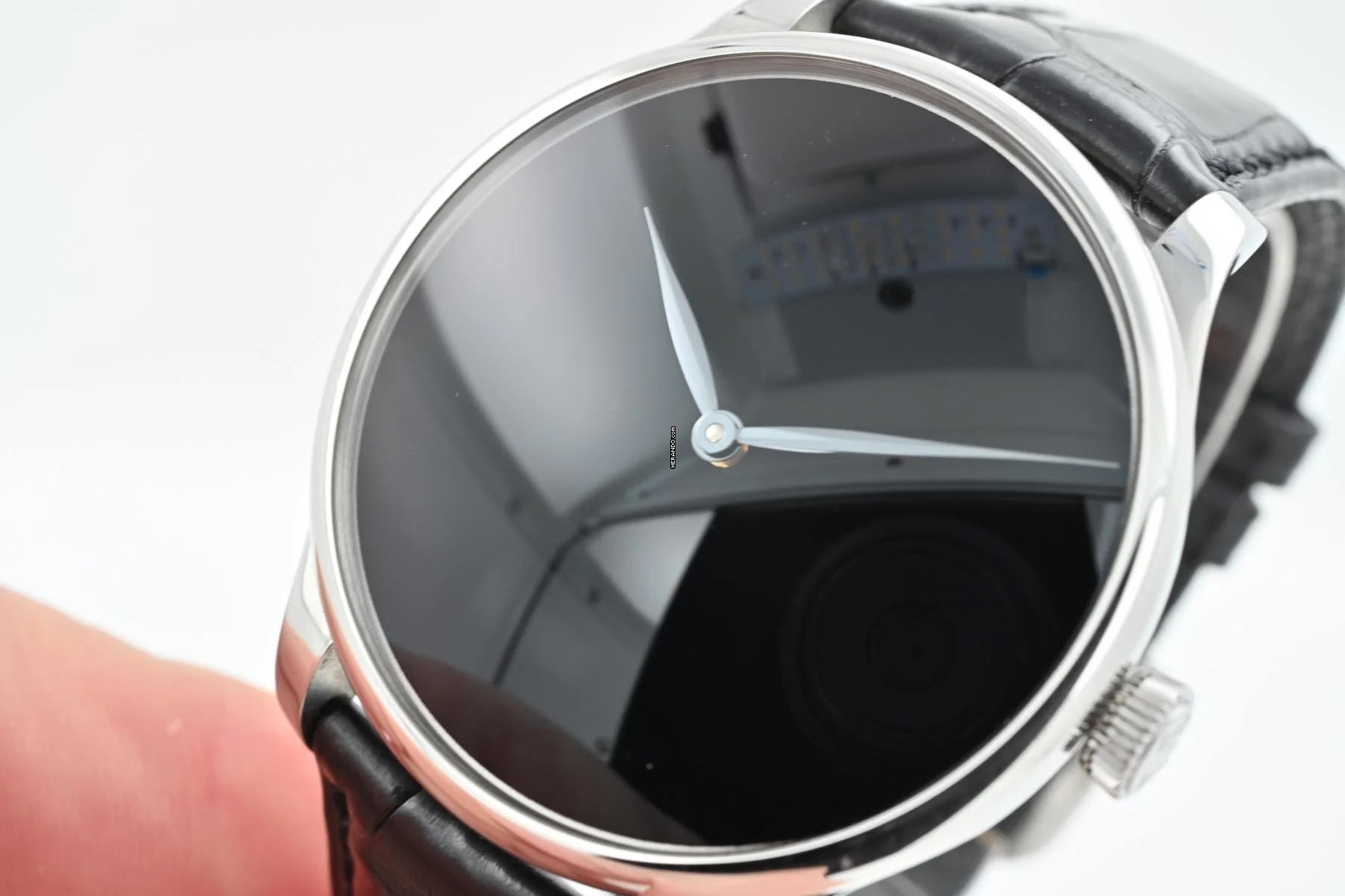 Thumbnail von H.Moser & Cie. Venturer XL Vantablack Special Edition 2327-1213