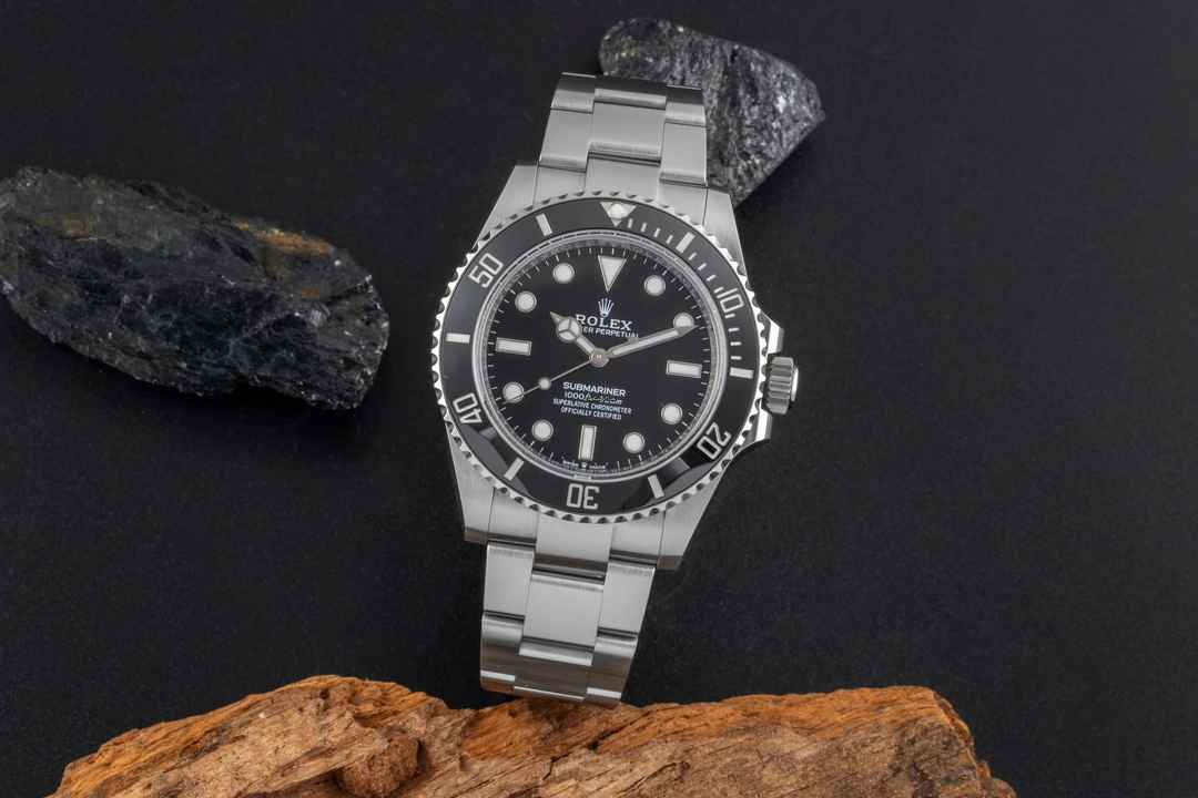  Rolex Submariner (No Date) Edelstahl Automatik Herrenuhr Ref. 124060 B&P 2022 