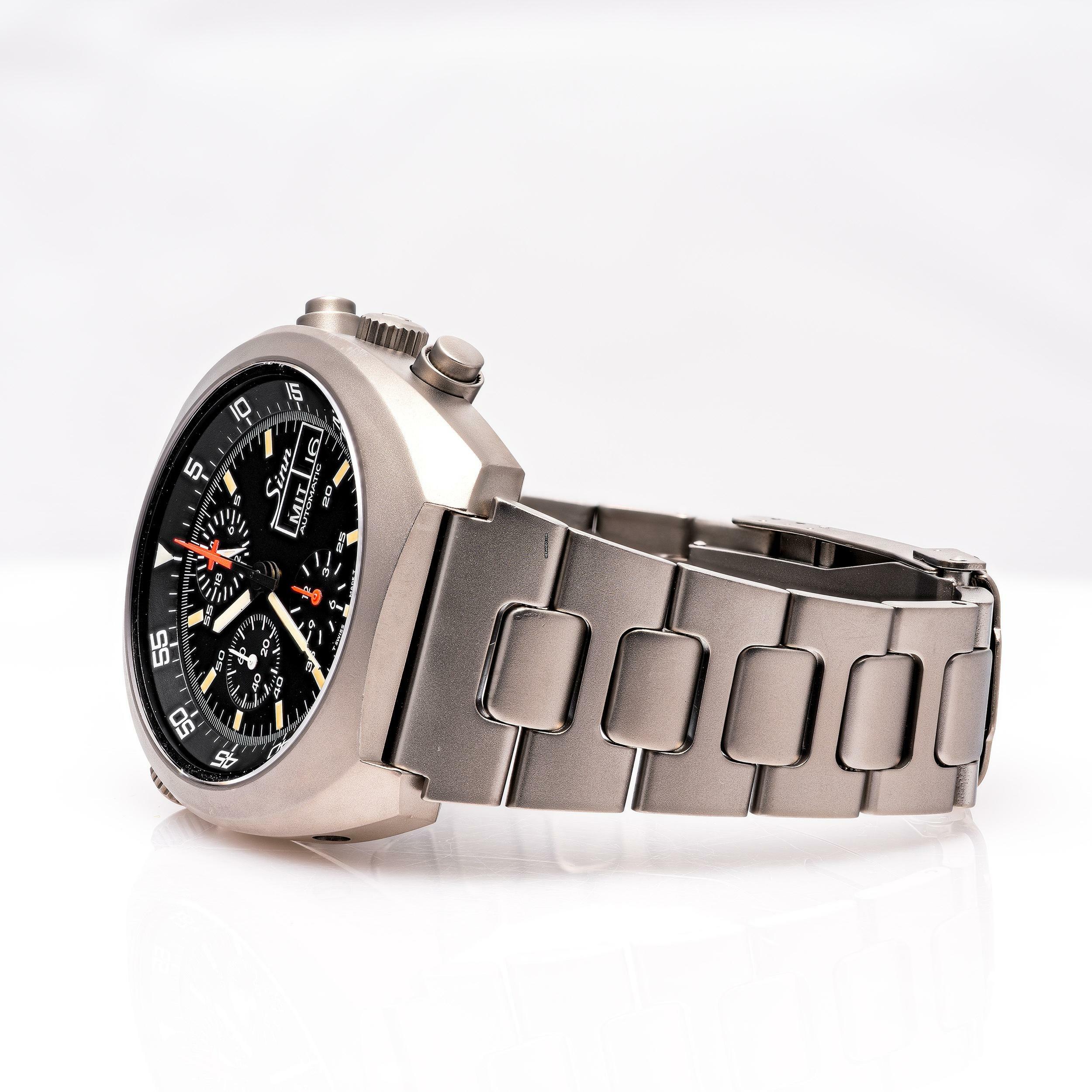 Thumbnail von Sinn 142 Space Chrono Model 142 – Lemania 5100 Tritium – 142.M – like NEW